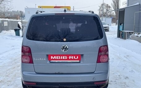 Volkswagen Touran III, 2007 год, 500 000 рублей, 5 фотография