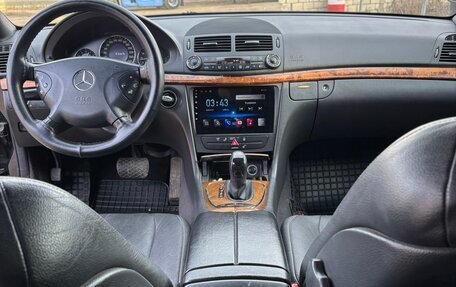 Mercedes-Benz E-Класс, 2002 год, 1 150 000 рублей, 6 фотография