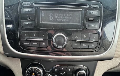 Renault Logan II, 2014 год, 690 000 рублей, 8 фотография