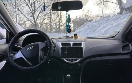 Hyundai Solaris II рестайлинг, 2016 год, 550 000 рублей, 4 фотография