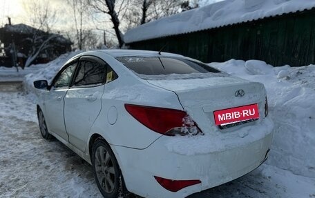 Hyundai Solaris II рестайлинг, 2016 год, 550 000 рублей, 3 фотография