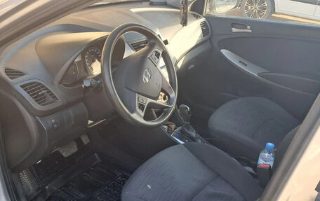 Hyundai Solaris II рестайлинг, 2016 год, 950 000 рублей, 6 фотография