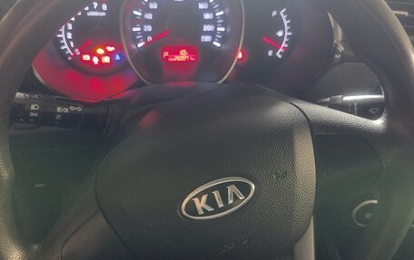 KIA Rio III рестайлинг, 2012 год, 835 000 рублей, 20 фотография