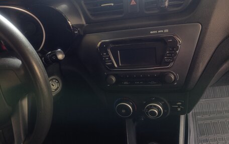 KIA Rio III рестайлинг, 2012 год, 835 000 рублей, 22 фотография