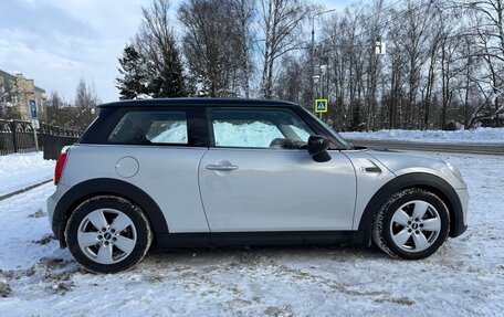 MINI Hatch, 2019 год, 1 950 000 рублей, 6 фотография