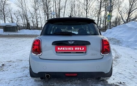 MINI Hatch, 2019 год, 1 950 000 рублей, 7 фотография