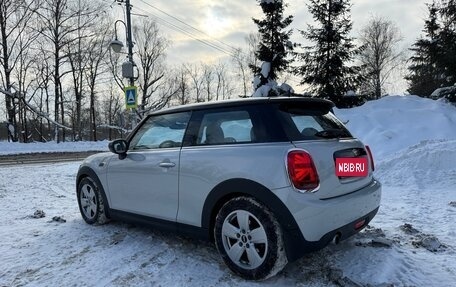 MINI Hatch, 2019 год, 1 950 000 рублей, 4 фотография