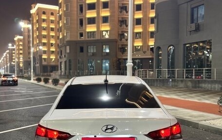 Hyundai Solaris II рестайлинг, 2021 год, 1 599 999 рублей, 5 фотография