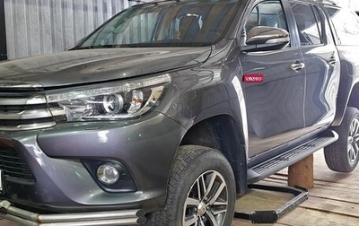 Toyota Hilux VIII, 2015 год, 3 850 000 рублей, 1 фотография