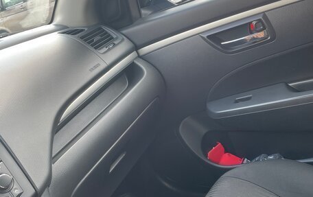 Suzuki Swift IV, 2011 год, 750 000 рублей, 12 фотография