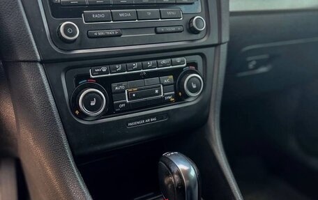 Volkswagen Golf VI, 2012 год, 900 000 рублей, 24 фотография