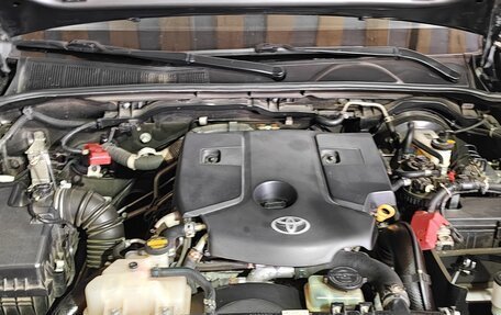 Toyota Hilux VIII, 2015 год, 3 850 000 рублей, 4 фотография