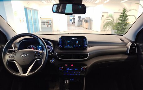 Hyundai Tucson III, 2018 год, 2 140 000 рублей, 10 фотография