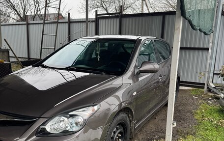 Hyundai i30 I, 2010 год, 800 000 рублей, 11 фотография