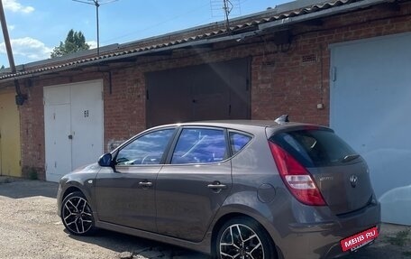 Hyundai i30 I, 2010 год, 800 000 рублей, 19 фотография