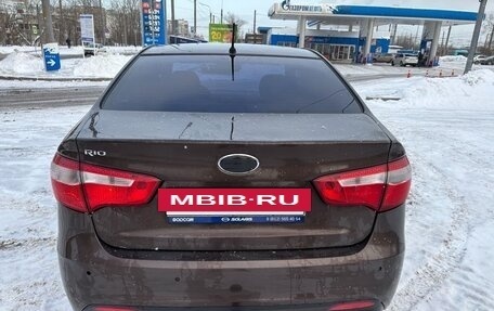 KIA Rio III рестайлинг, 2015 год, 700 000 рублей, 4 фотография