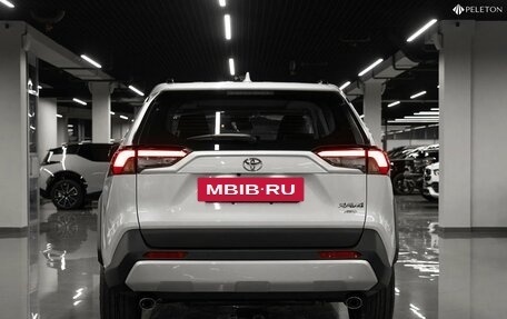 Toyota RAV4, 2025 год, 4 200 000 рублей, 6 фотография
