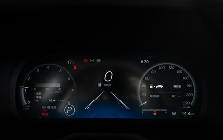 Toyota RAV4, 2025 год, 4 200 000 рублей, 12 фотография