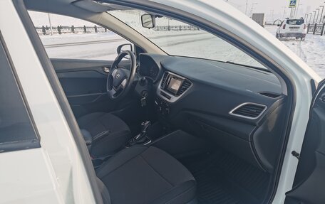 Hyundai Solaris II рестайлинг, 2018 год, 1 150 000 рублей, 9 фотография