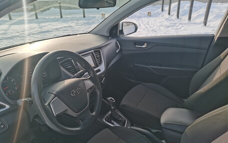 Hyundai Solaris II рестайлинг, 2018 год, 1 150 000 рублей, 10 фотография