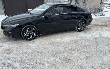 Hyundai Elantra, 2024 год, 2 050 000 рублей, 17 фотография