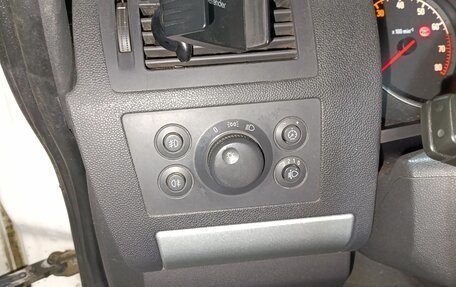 Opel Zafira B, 2010 год, 600 000 рублей, 4 фотография