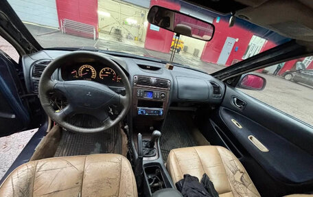 Mitsubishi Galant VIII, 1998 год, 330 000 рублей, 8 фотография