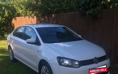 Volkswagen Polo VI (EU Market), 2015 год, 700 000 рублей, 4 фотография