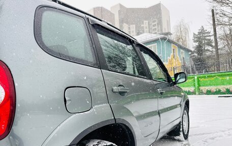 Chevrolet Niva I рестайлинг, 2016 год, 810 000 рублей, 15 фотография