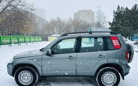 Chevrolet Niva I рестайлинг, 2016 год, 810 000 рублей, 8 фотография