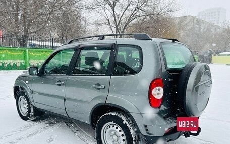Chevrolet Niva I рестайлинг, 2016 год, 810 000 рублей, 10 фотография