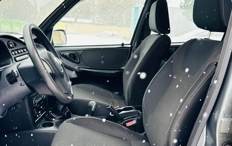 Chevrolet Niva I рестайлинг, 2016 год, 810 000 рублей, 24 фотография