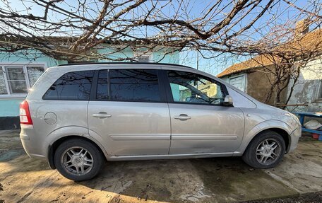 Opel Zafira B, 2008 год, 600 000 рублей, 5 фотография