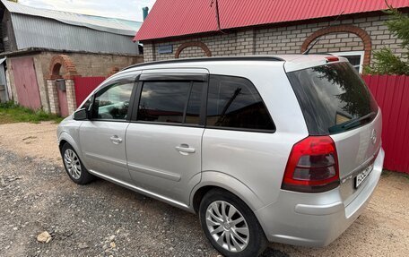 Opel Zafira B, 2008 год, 450 000 рублей, 4 фотография