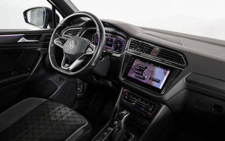 Volkswagen Tiguan II, 2022 год, 3 849 000 рублей, 9 фотография