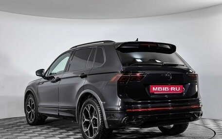 Volkswagen Tiguan II, 2022 год, 3 849 000 рублей, 7 фотография