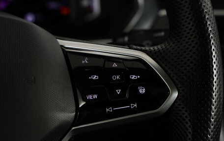 Volkswagen Tiguan II, 2022 год, 3 849 000 рублей, 13 фотография