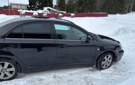 Toyota Avensis III рестайлинг, 2006 год, 710 000 рублей, 7 фотография