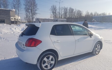 Toyota Auris II, 2010 год, 650 000 рублей, 6 фотография