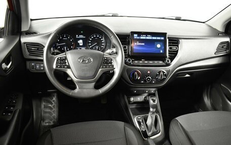 Hyundai Solaris II рестайлинг, 2021 год, 1 710 100 рублей, 6 фотография