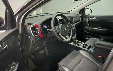 KIA Sportage IV рестайлинг, 2019 год, 2 179 000 рублей, 6 фотография