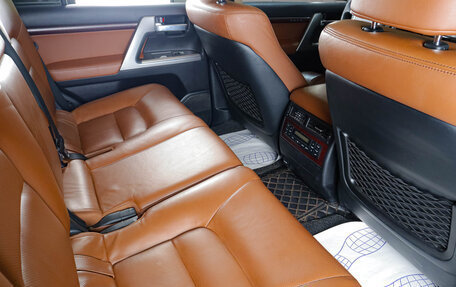 Toyota Land Cruiser 200, 2014 год, 4 999 000 рублей, 10 фотография