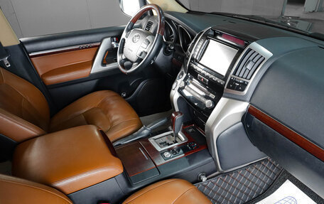 Toyota Land Cruiser 200, 2014 год, 4 999 000 рублей, 11 фотография