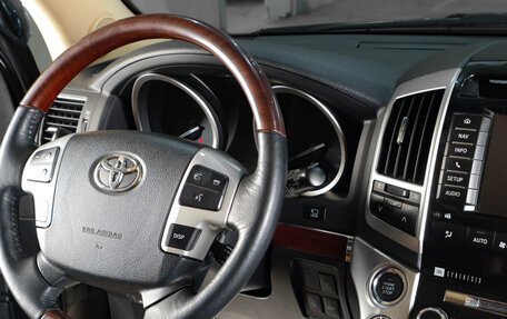 Toyota Land Cruiser 200, 2014 год, 4 999 000 рублей, 12 фотография