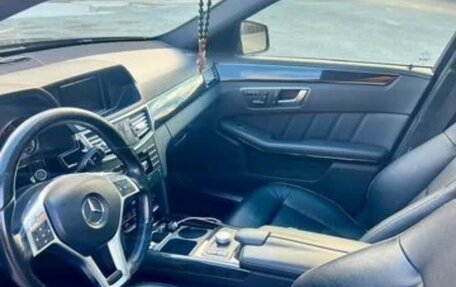 Mercedes-Benz E-Класс, 2012 год, 1 850 000 рублей, 7 фотография