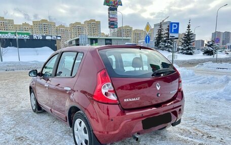 Renault Sandero I, 2013 год, 699 000 рублей, 5 фотография