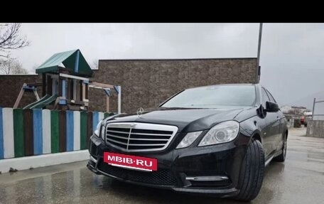 Mercedes-Benz E-Класс, 2012 год, 1 850 000 рублей, 13 фотография