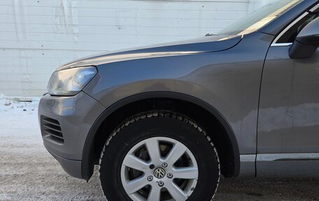 Volkswagen Touareg III, 2011 год, 1 420 000 рублей, 7 фотография