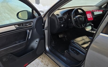 Volkswagen Touareg III, 2011 год, 1 420 000 рублей, 12 фотография