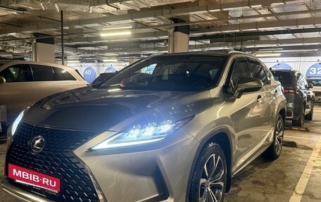 Lexus RX IV рестайлинг, 2020 год, 5 500 000 рублей, 2 фотография
